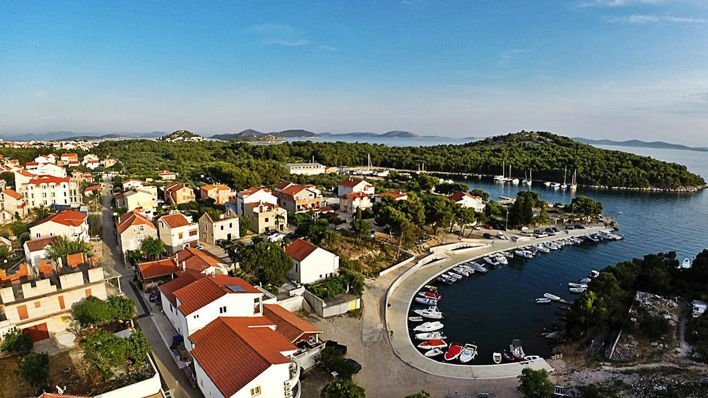 Plavi Val Apartments Tribalj Exteriér fotografie