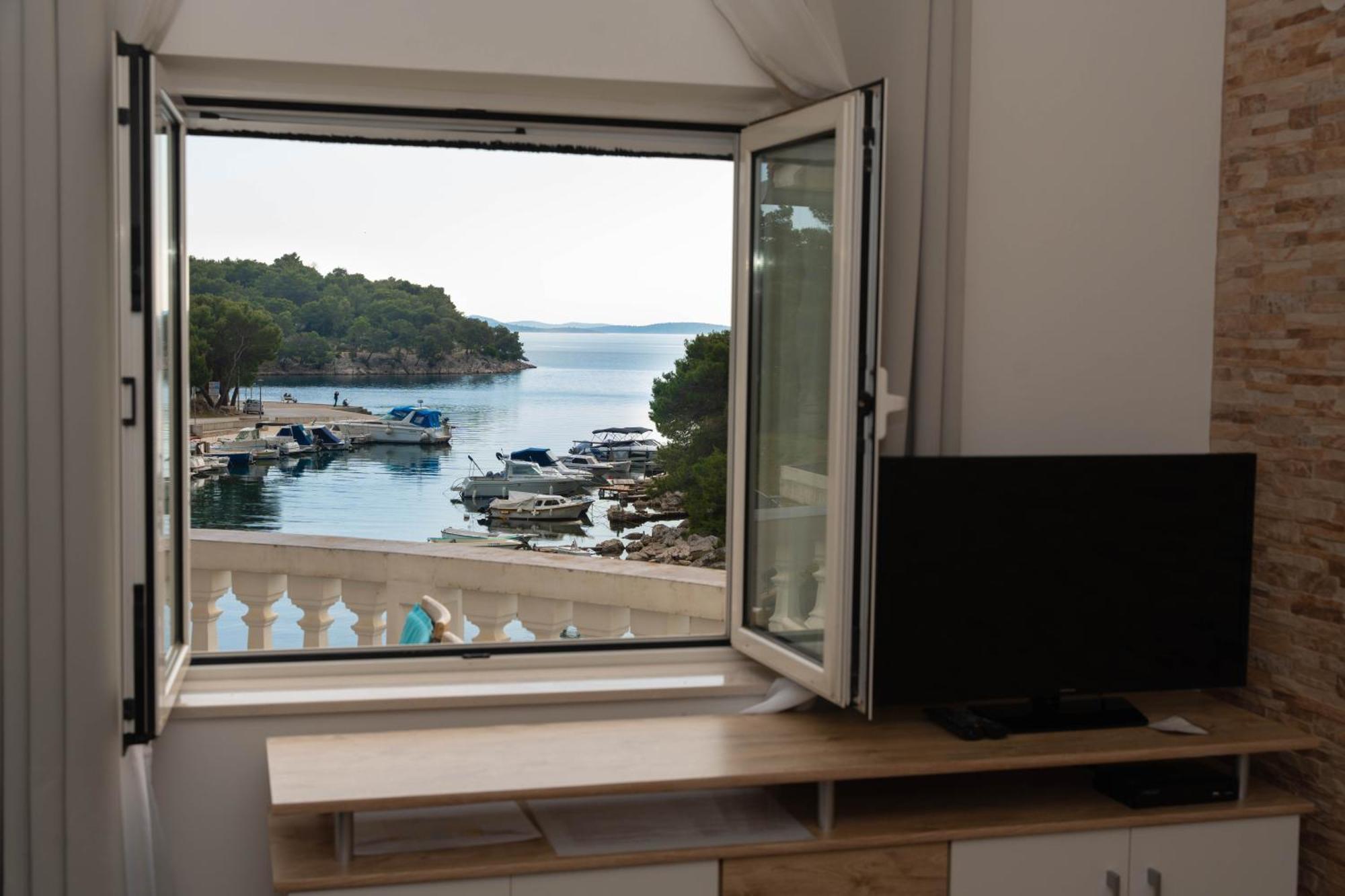 Plavi Val Apartments Tribalj Exteriér fotografie