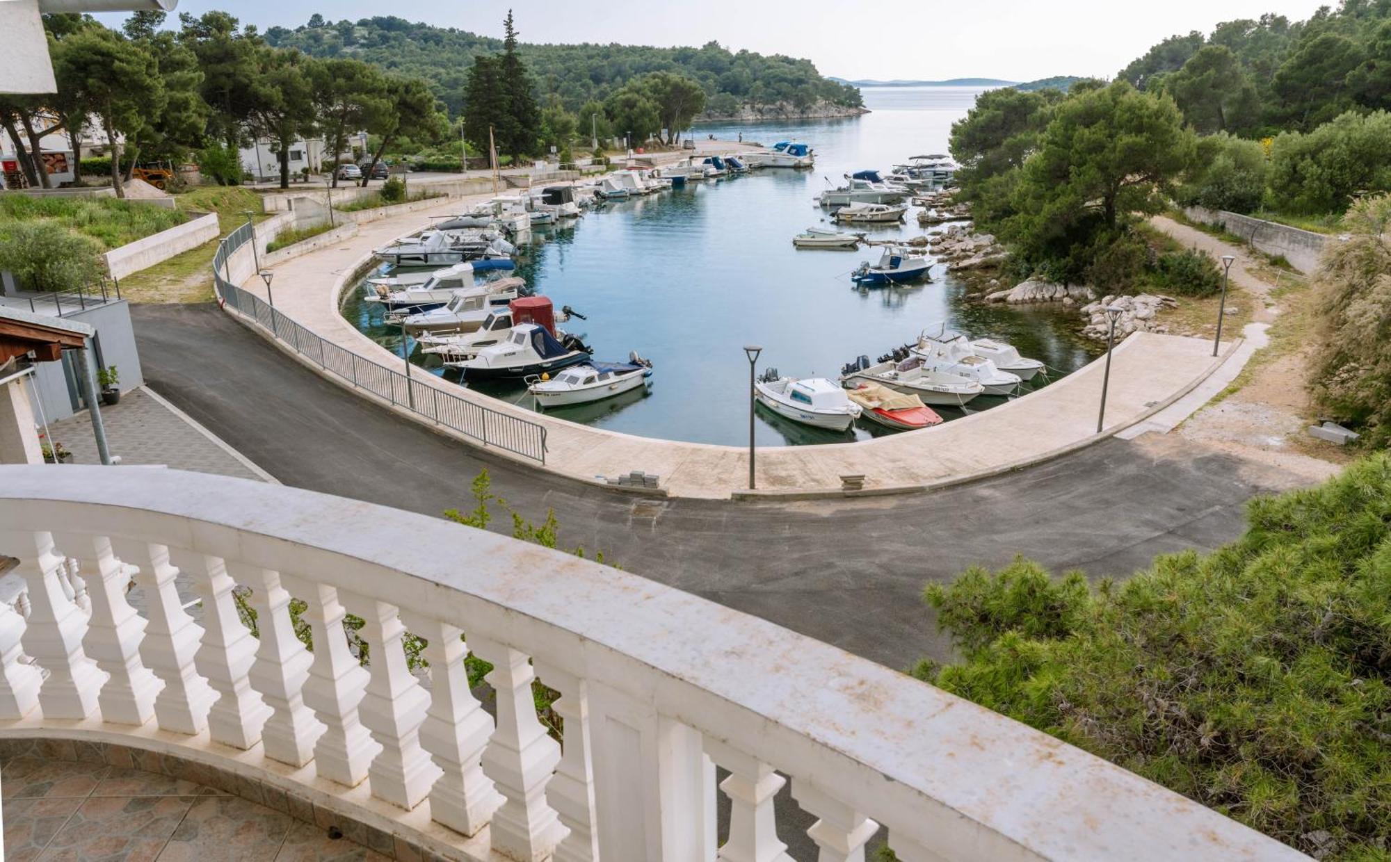 Plavi Val Apartments Tribalj Exteriér fotografie